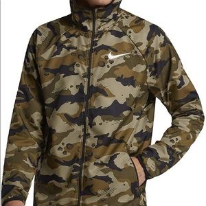 NIKE Men's Dri-FIT Woven Camo Training Jacket